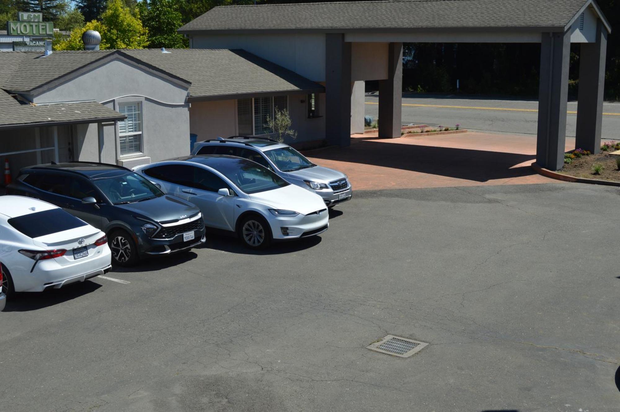 Fairview Inn & Suites Healdsburg Exterior photo