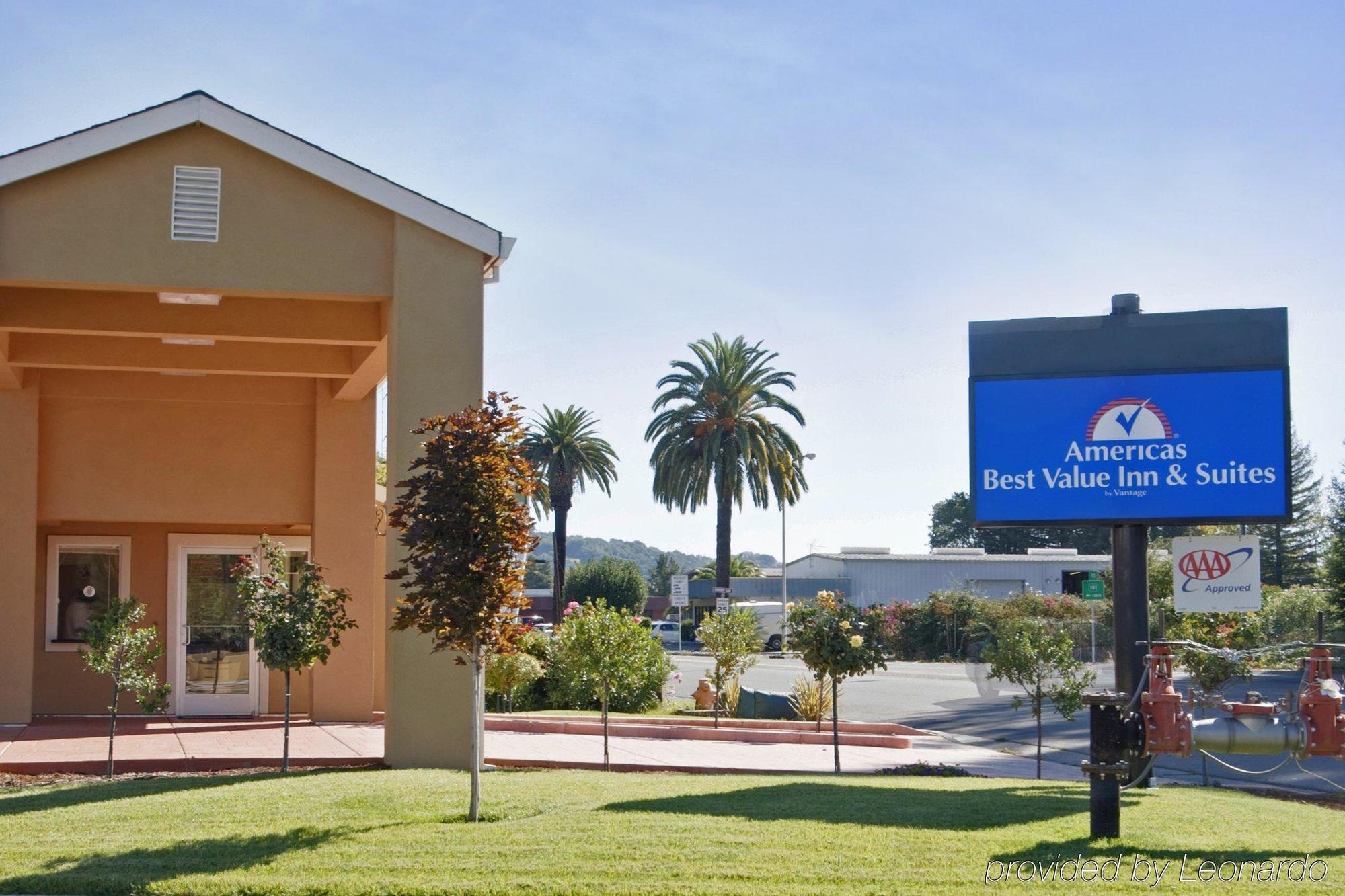 Fairview Inn & Suites Healdsburg Exterior photo